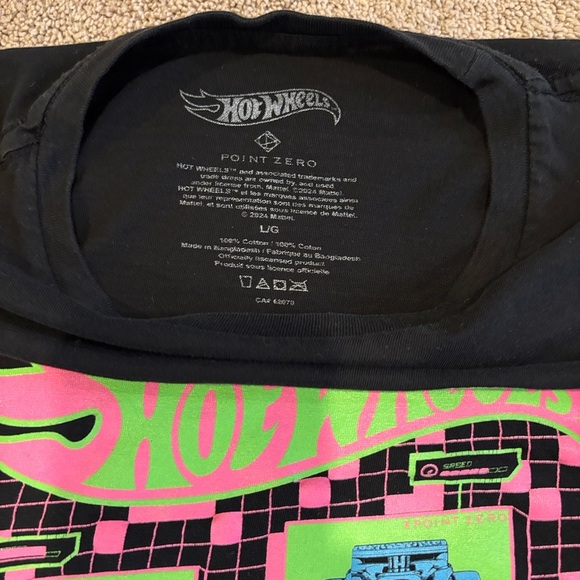 Boys Large Hot Wheels Graphic T-Shirt - Black with neon pink, blue, green - Picture 3 of 4
